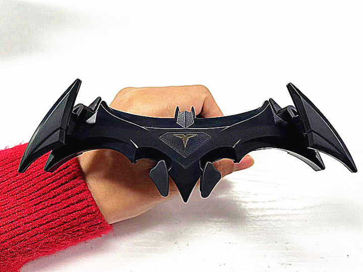 SOPORTE DE BATMAN PARA EL CELULAR