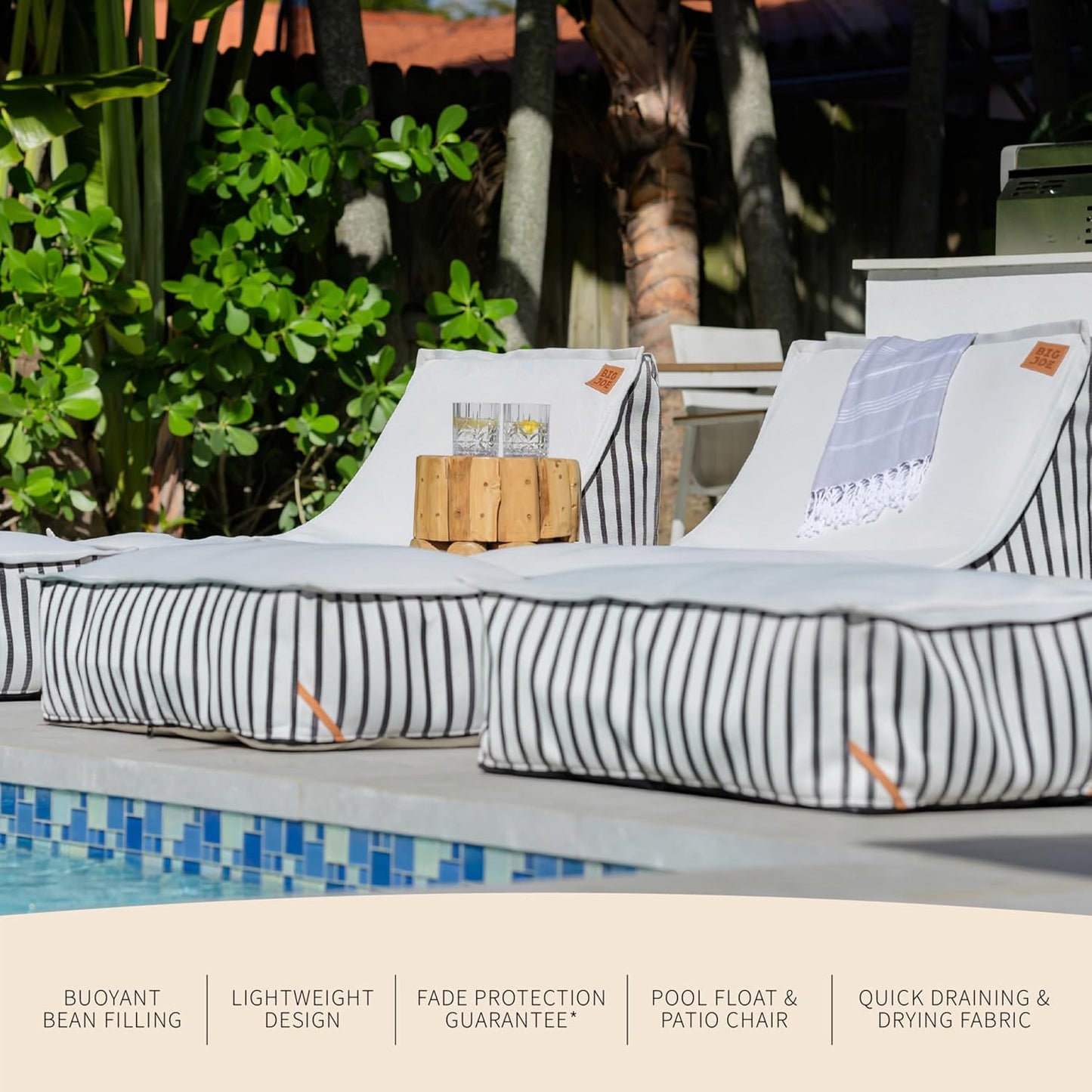Flotador de Piscina y Silla de Patio Rayado