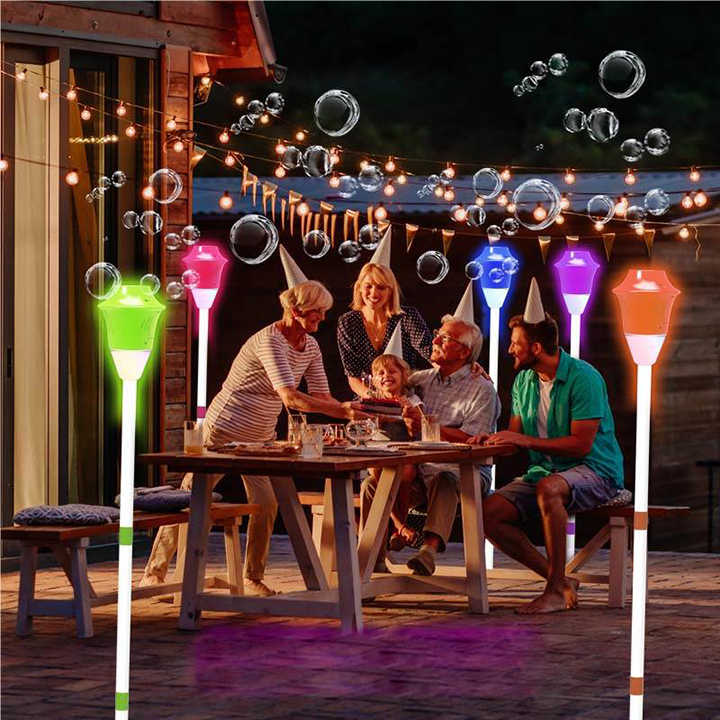 Máquina de Burbujas Tiki Torch con Luces y Música