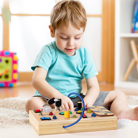 Tablero Montessori de Actividades con Interruptor LED